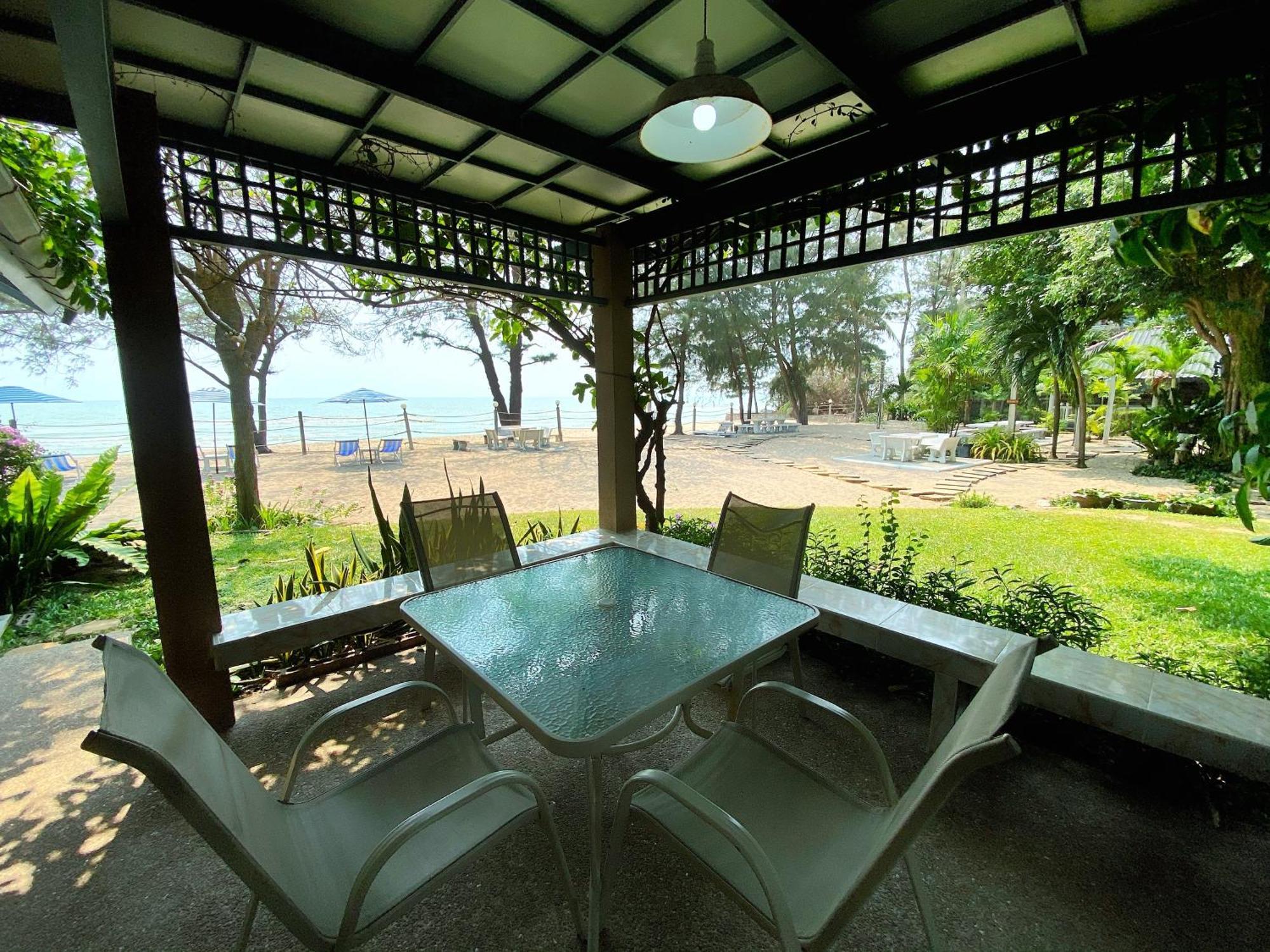 Baan Kratom Tong By The Sea Villa Csaam Szoba fotó